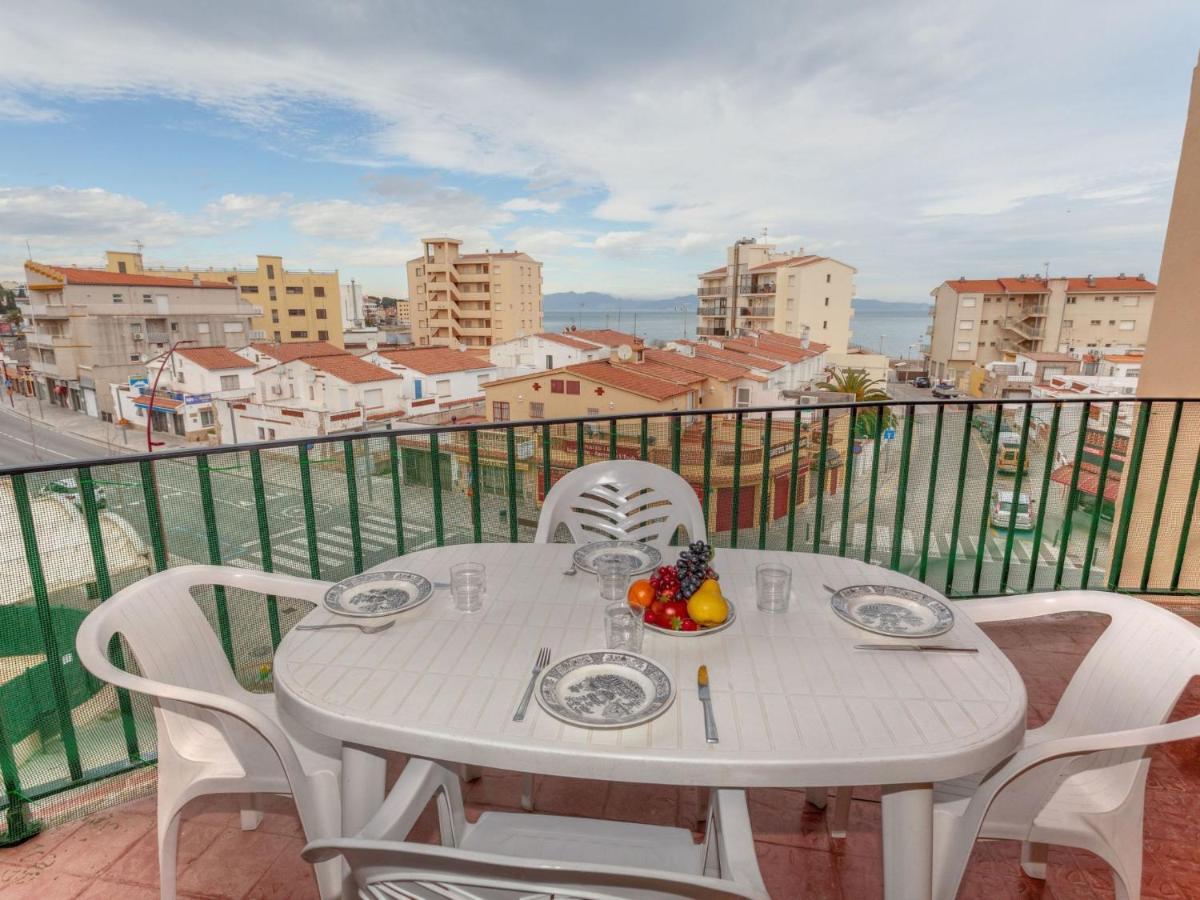 Apartment Sol i Mar L' Escala Esterno foto